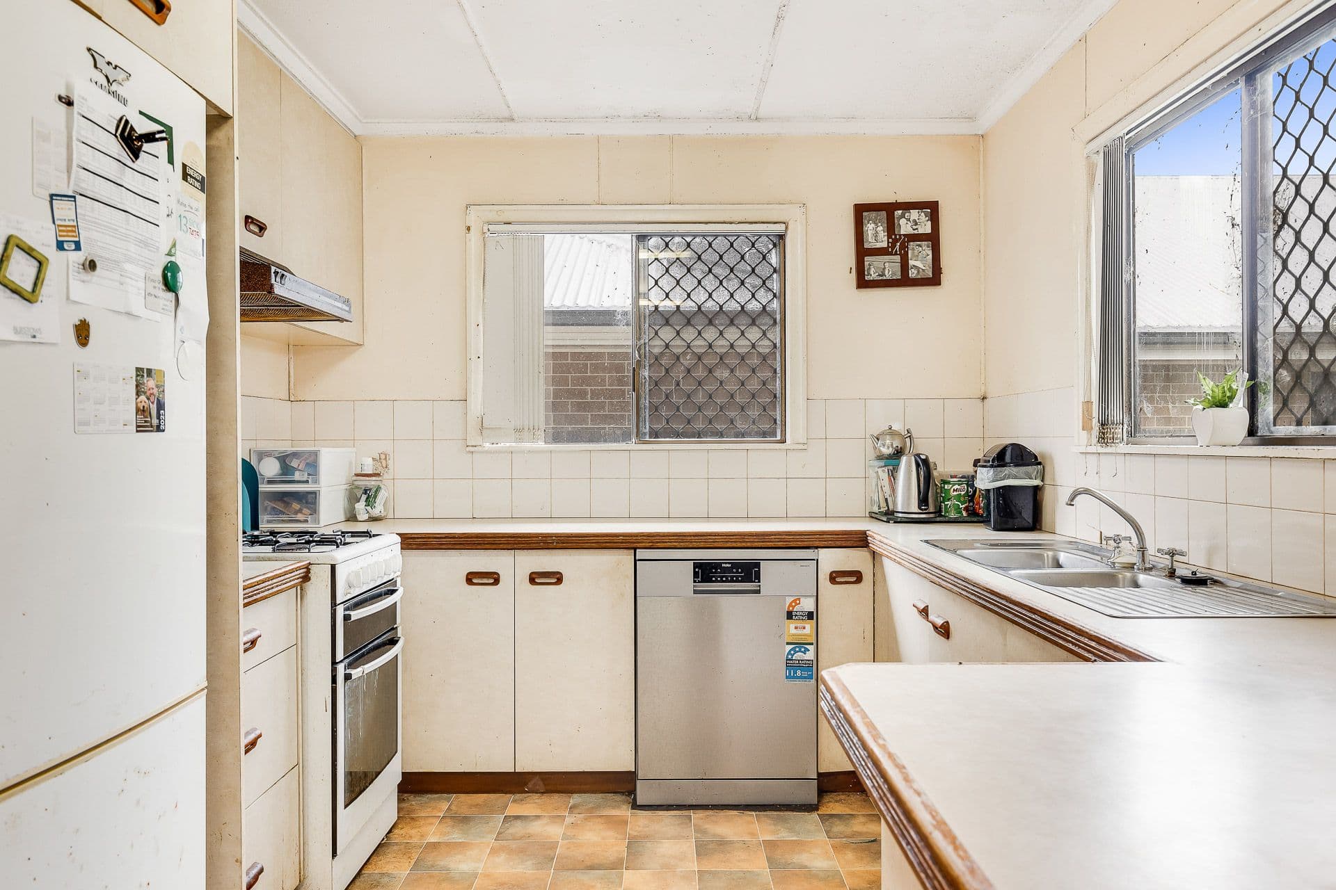22 Devine Street, Harristown QLD 4350, Harristown - Thumbnail 5