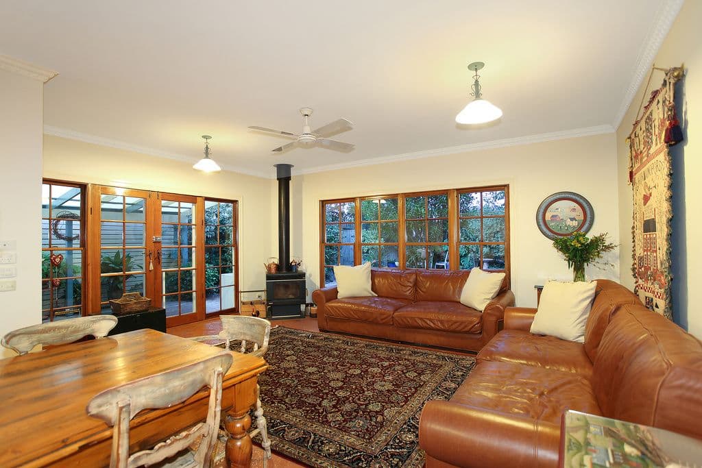 51 Rosella Street, MURRUMBEENA VIC 3163, Murrumbeena - Thumbnail 3