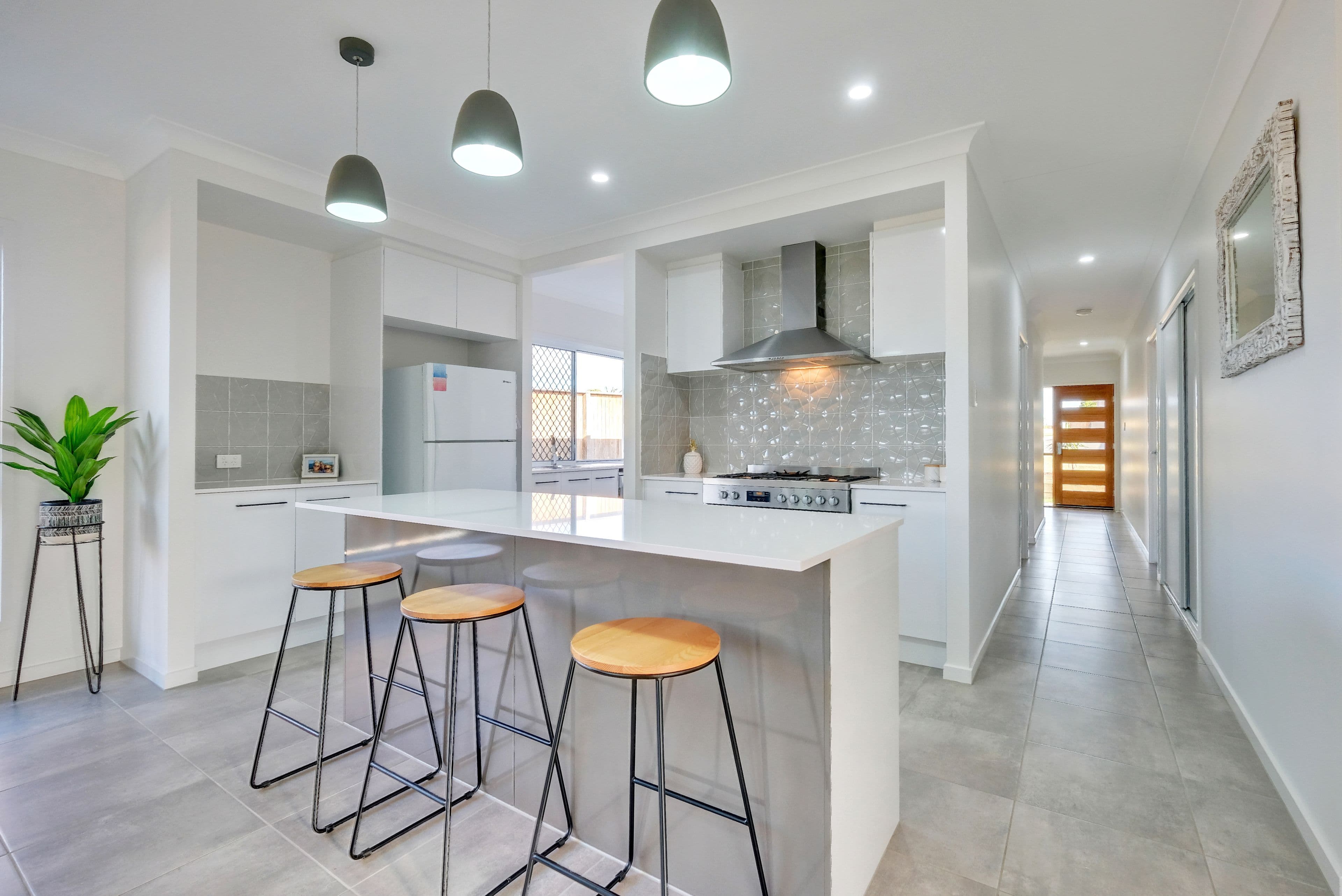 18 Invergarry Circuit, Heathwood QLD 4110, Heathwood - Image 1