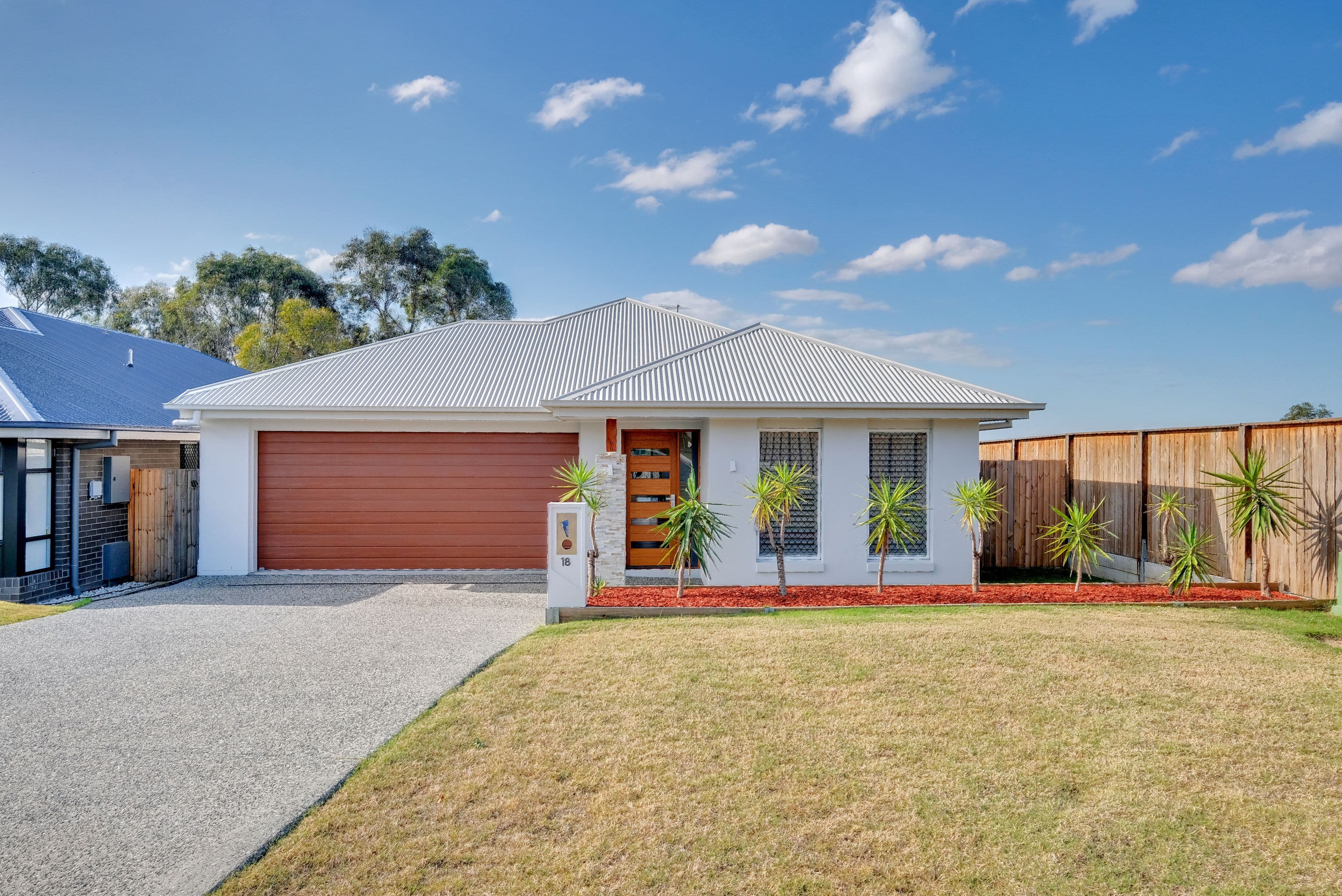 18 Invergarry Circuit, Heathwood QLD 4110, Heathwood - Thumbnail 2