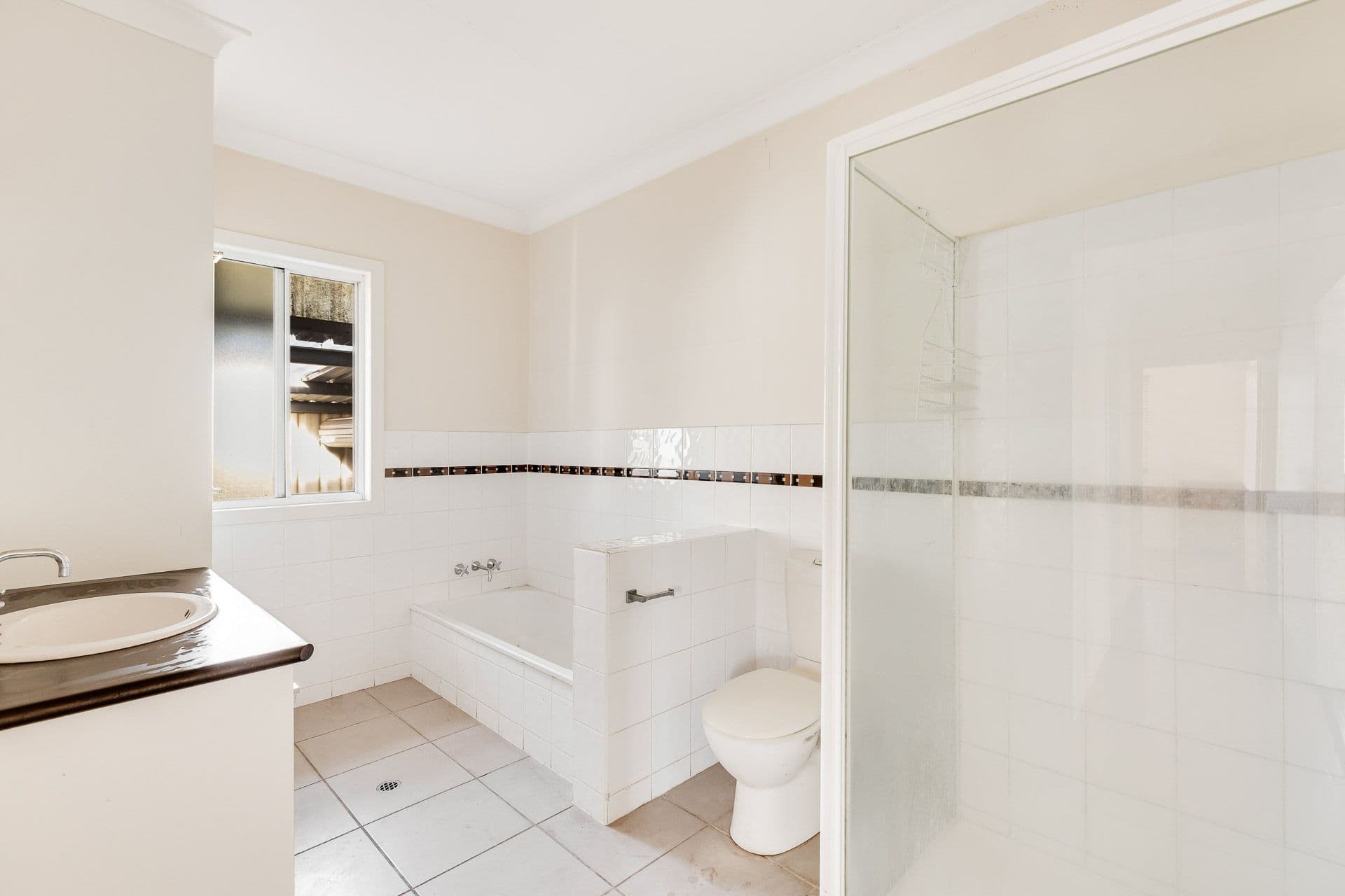 2 Hursley Road, Newtown QLD 4350, Newtown - Thumbnail 6