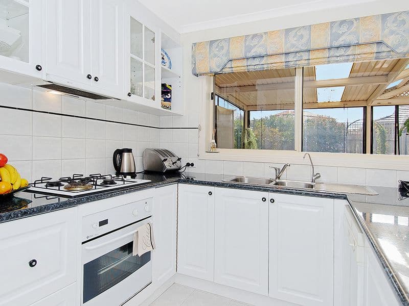 33 Island Place, MILL PARK VIC 3082, Mill Park - Thumbnail 4