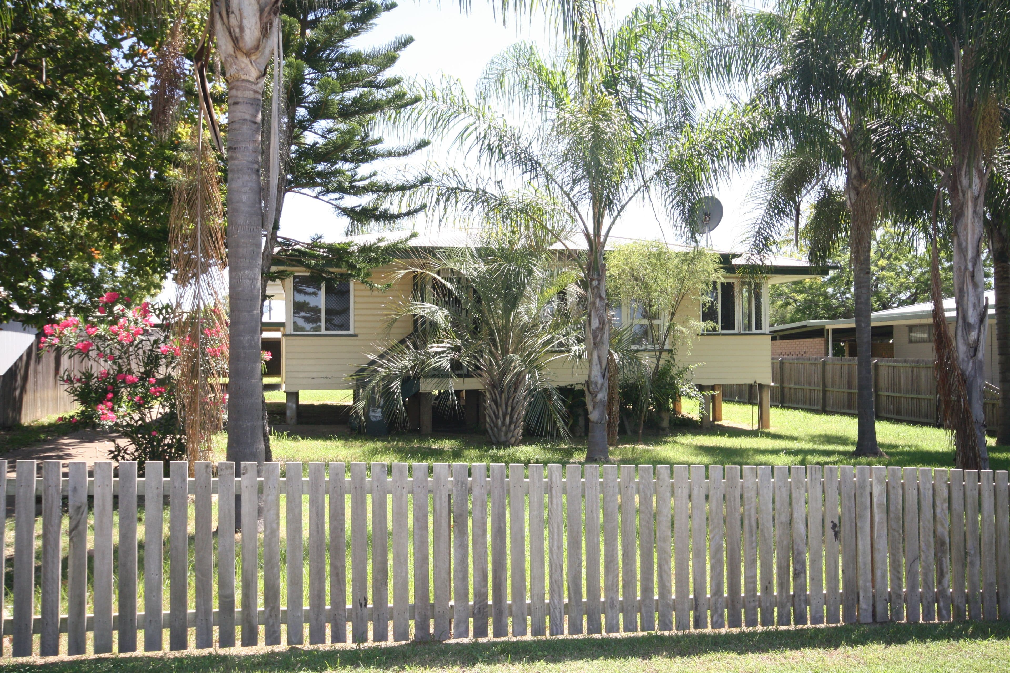 33 Olympia Street, Mundubbera QLD 4626, Mundubbera - Image 1