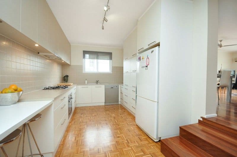 31 Norwich Street, WAVELL HEIGHTS QLD 4012, Wavell Heights - Thumbnail 3