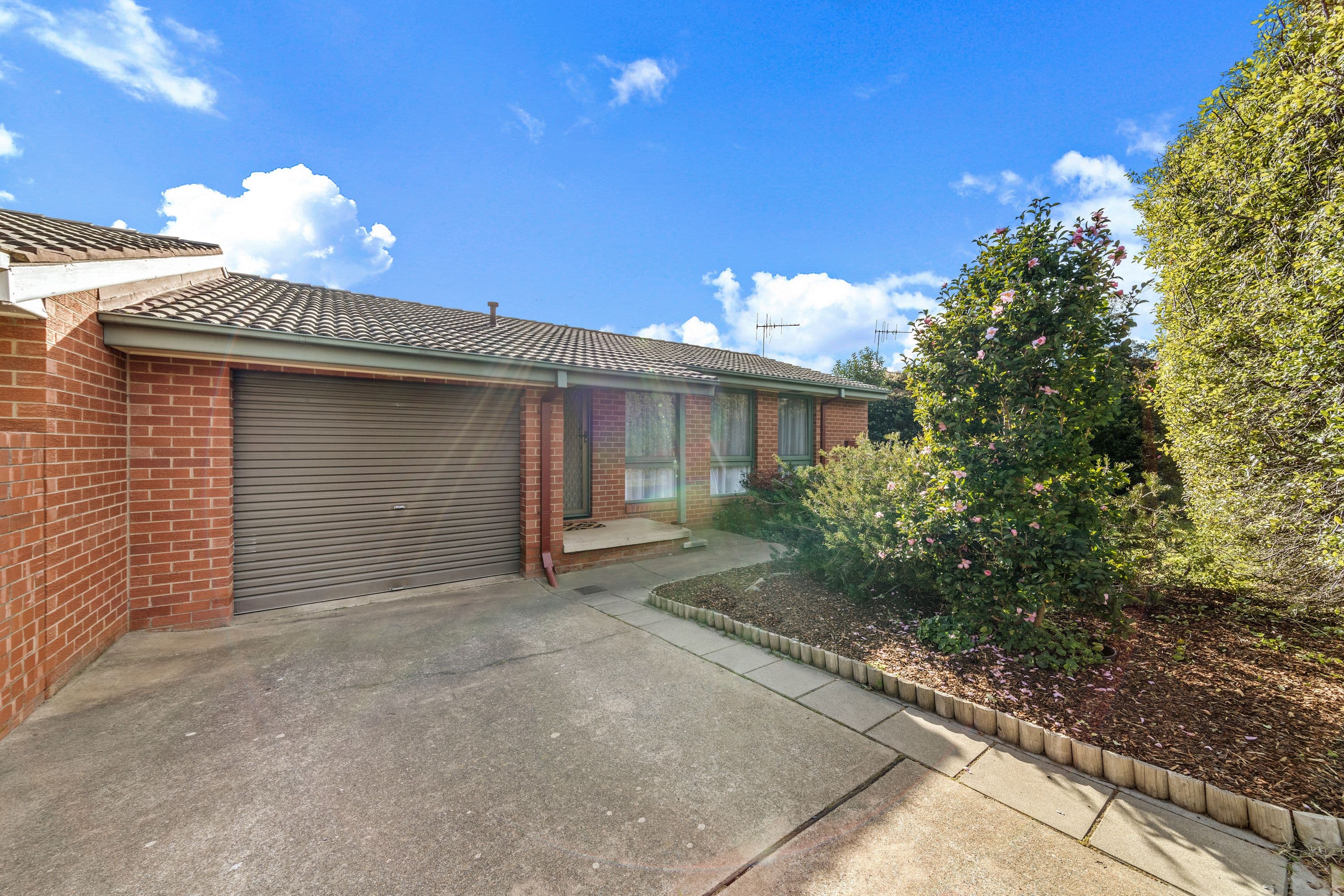 10 Burdon Place, Holt ACT 2615, Holt - Thumbnail 2