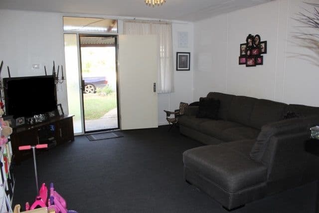 42 Grevillea Crescent, Kambalda West WA 6442, Kambalda West - Thumbnail 2