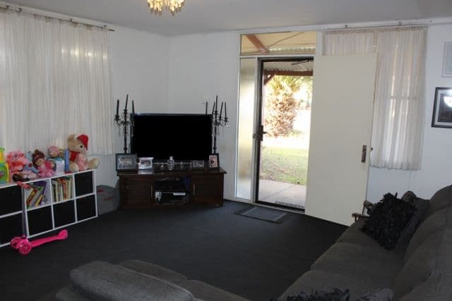 42 Grevillea Crescent, Kambalda West WA 6442, Kambalda West - Thumbnail 3