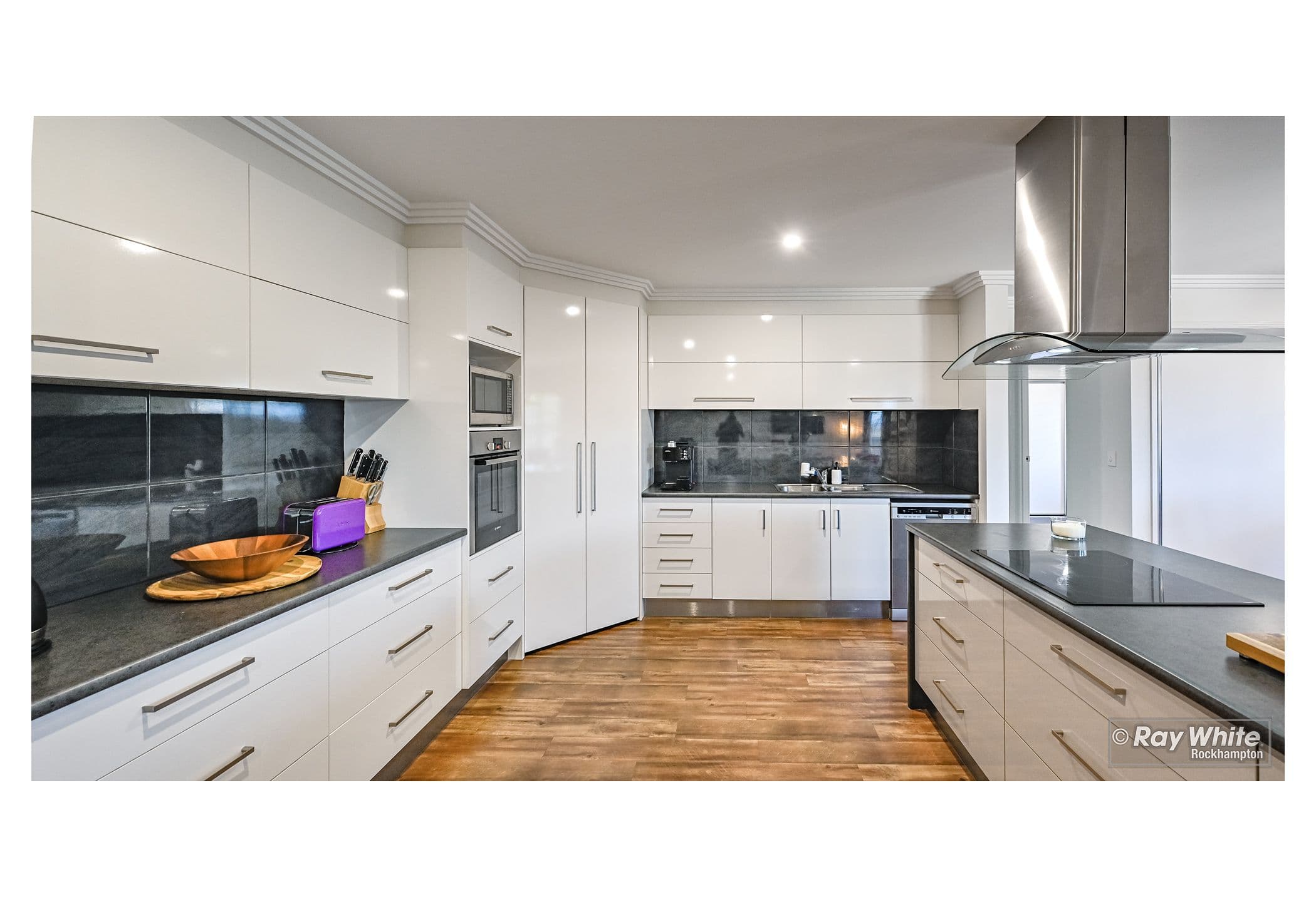 43 John Oxley Drive, Gracemere QLD 4702, Gracemere - Thumbnail 3