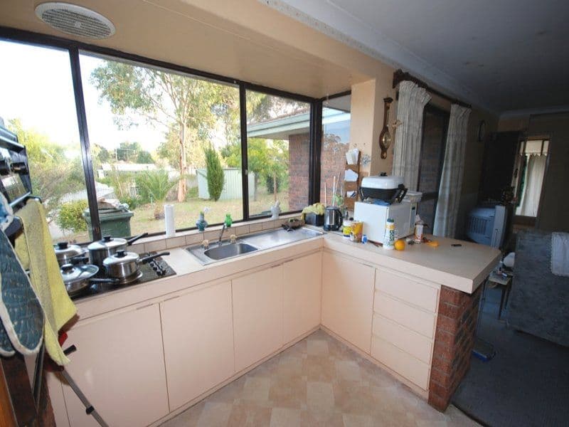 3 Joiner Place, PARMELIA WA 6167, Parmelia - Thumbnail 4