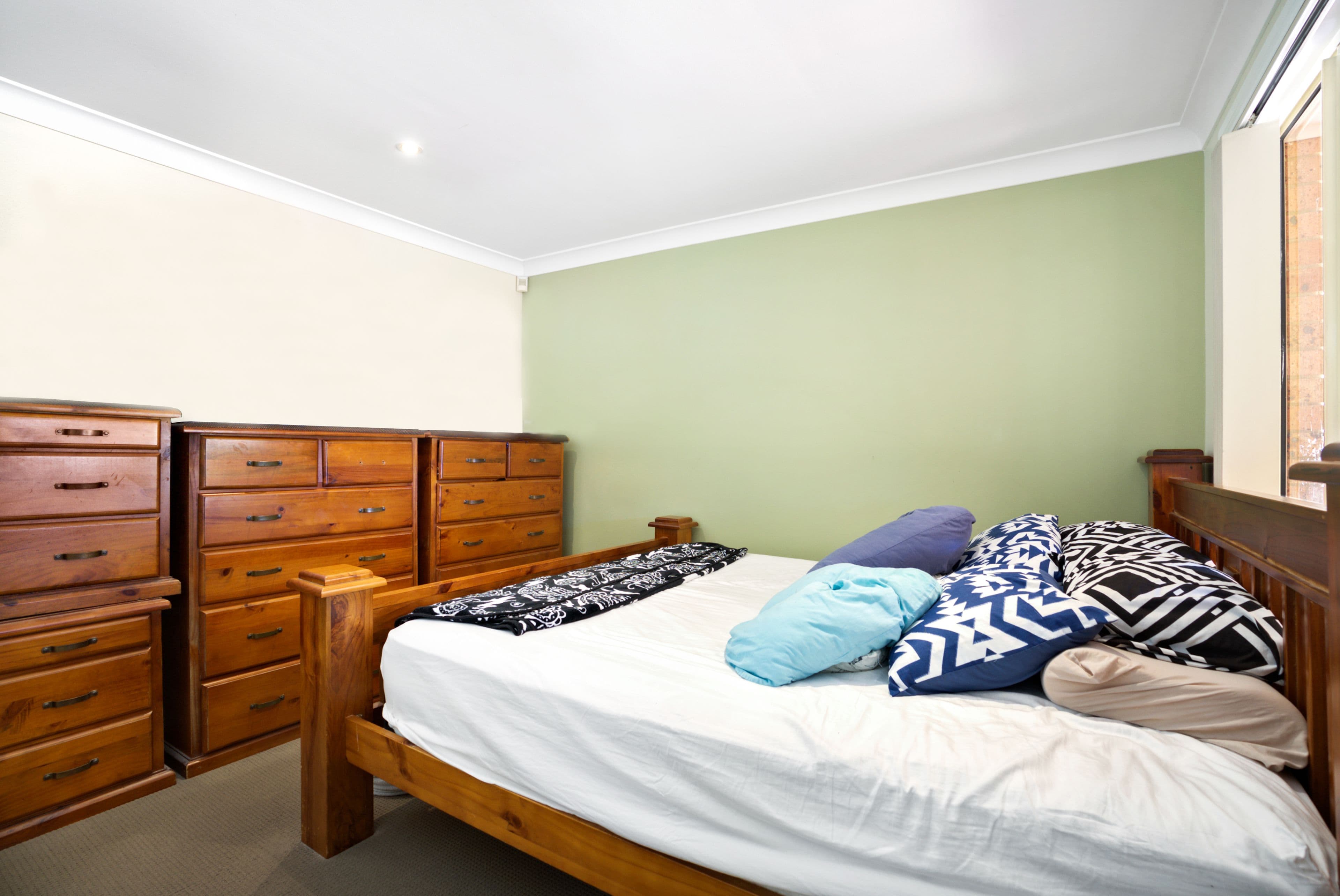 2 Derwent Place, Bossley Park NSW 2176, Bossley Park - Thumbnail 5