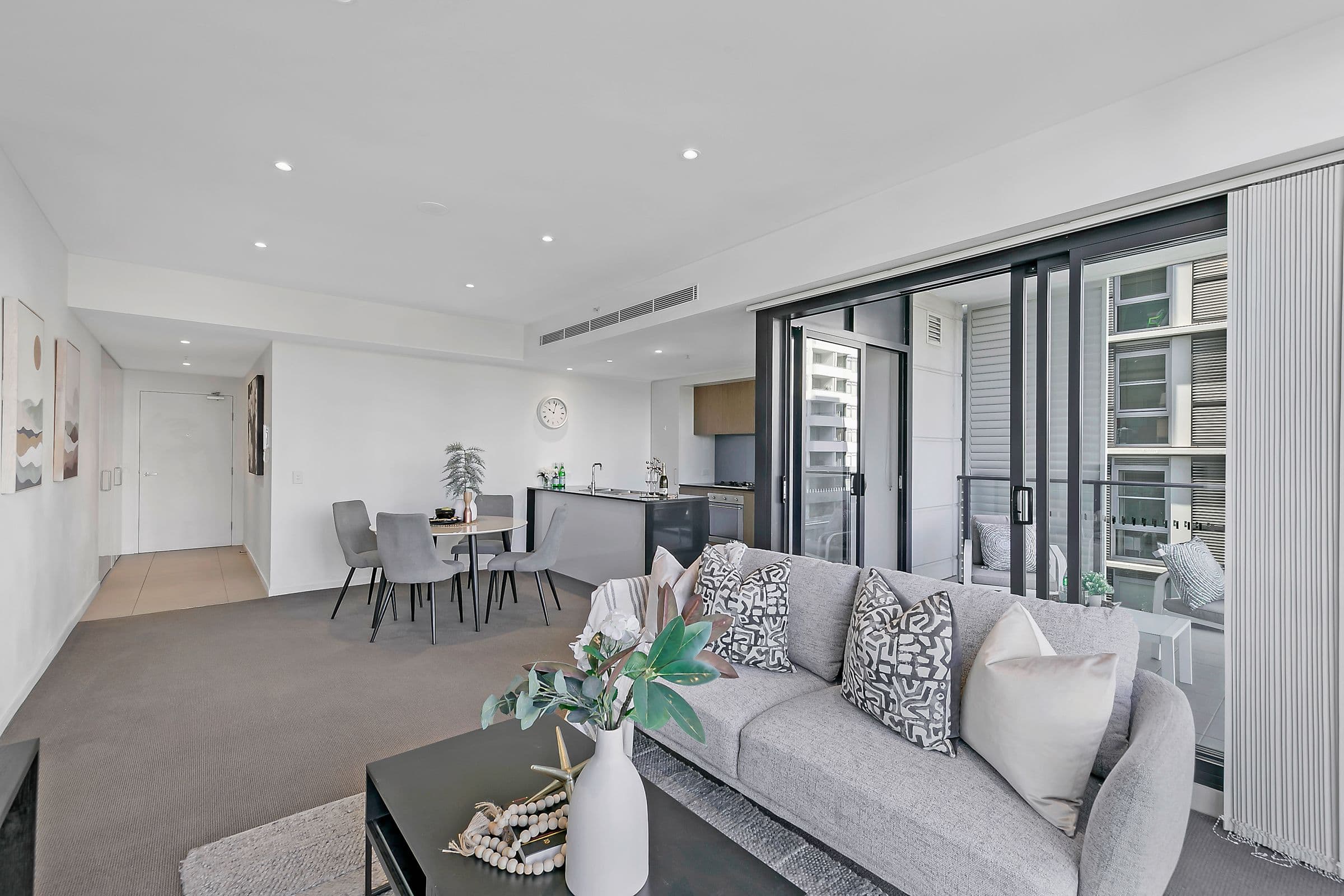 6 Saunders Close, Macquarie Park NSW 2113, Macquarie Park - Thumbnail 3