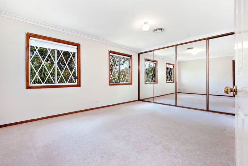 10 Enderby Place, BARDEN RIDGE NSW 2234, Barden Ridge - Thumbnail 4