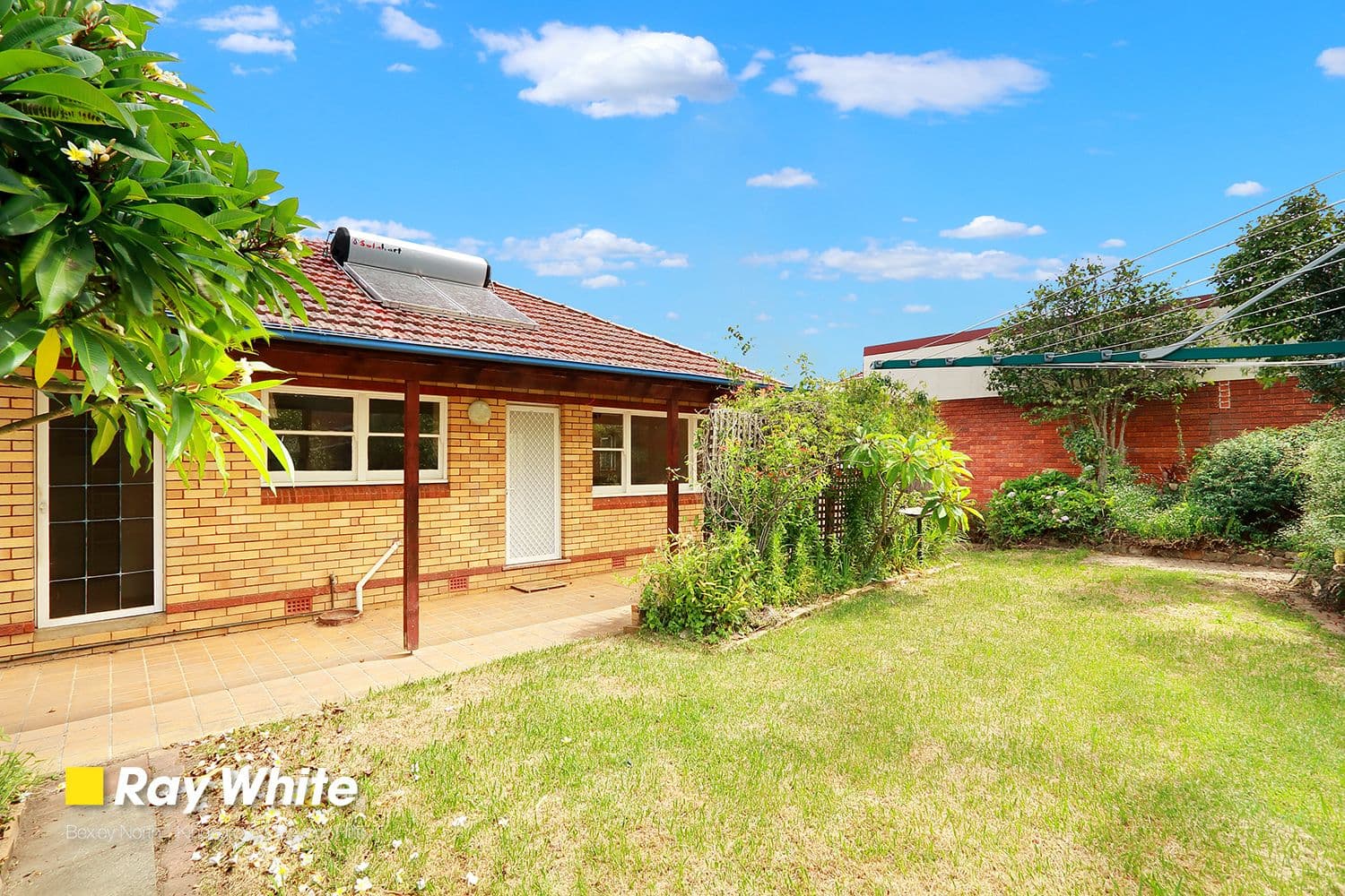 33 Mayfair Crescent, Beverly Hills NSW 2209, Beverly Hills - Thumbnail 2