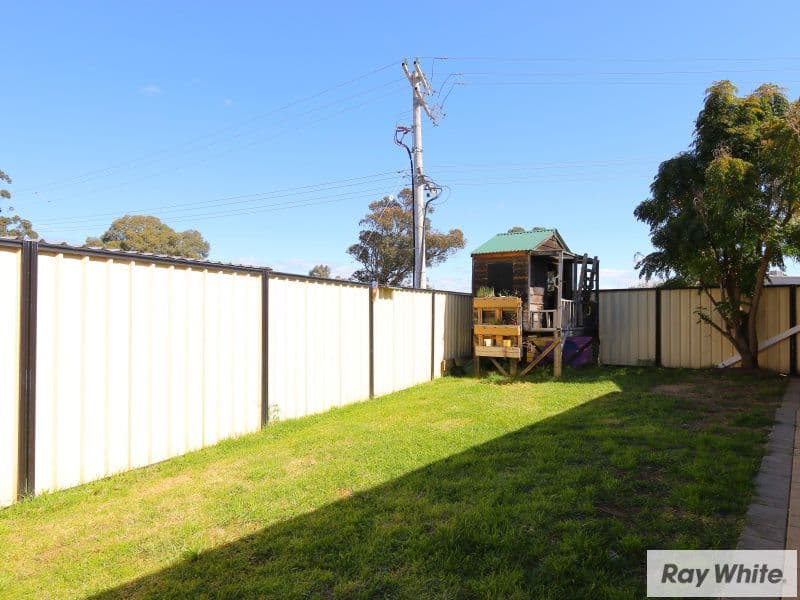 23 Bark Circle, Kenwick WA 6107, Kenwick - Thumbnail 4