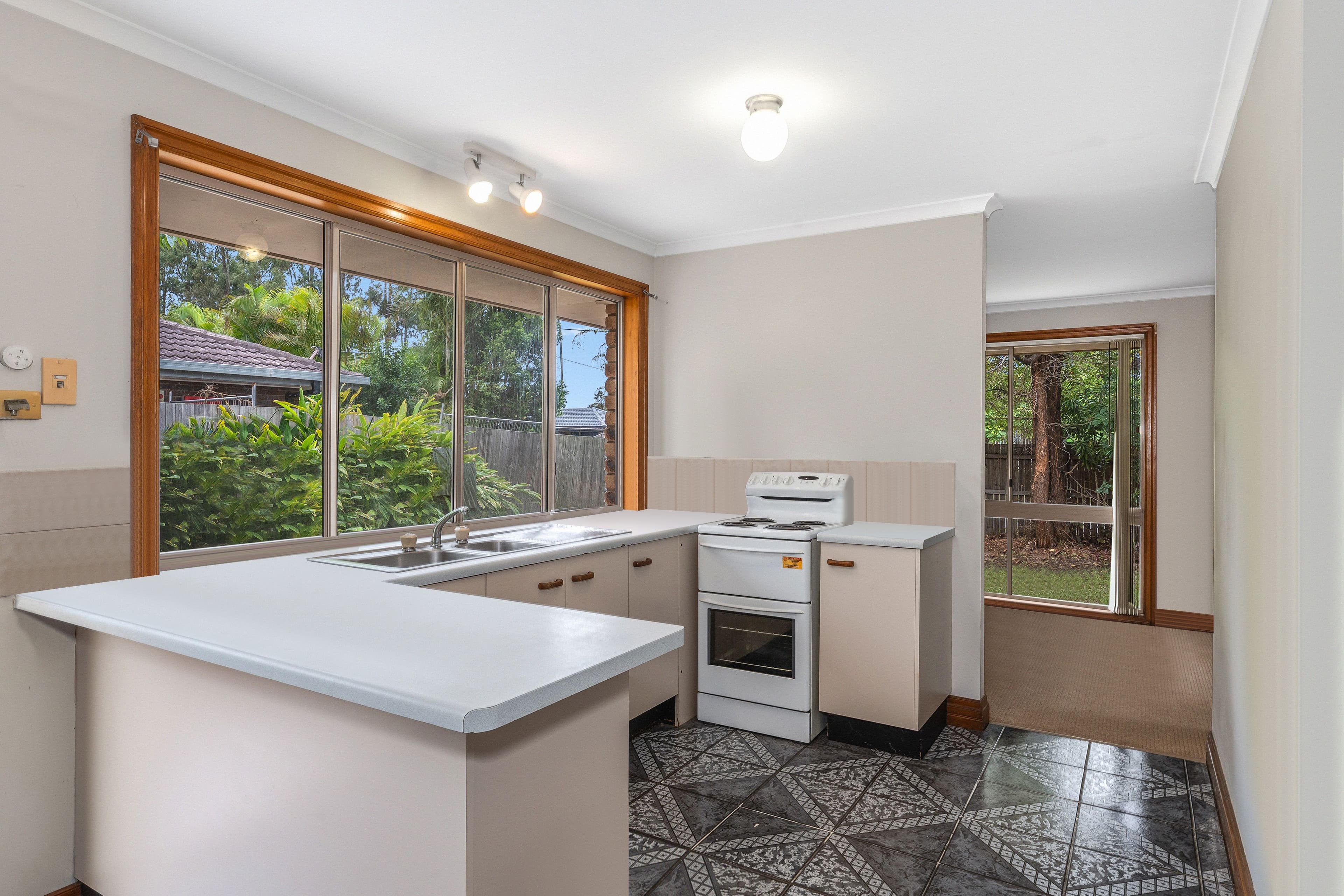 1 Thea Court, Morayfield QLD 4506, Morayfield - Thumbnail 6