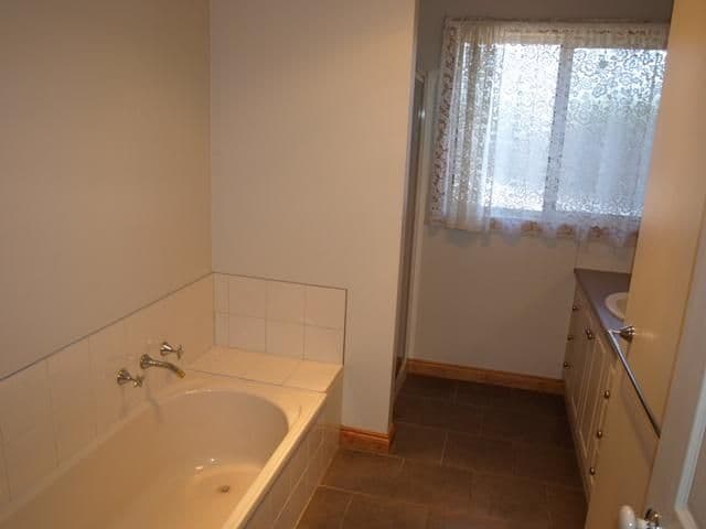 14 Wendy Place, WARRNAMBOOL VIC 3280, Warrnambool - Thumbnail 6