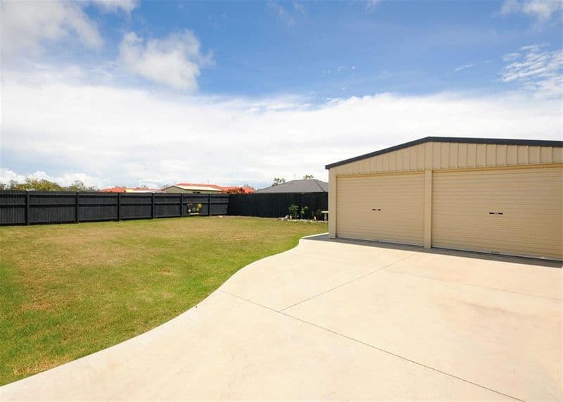 83 Martin Street, POINT VERNON QLD 4655, Point Vernon - Thumbnail 5