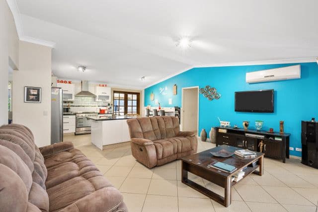 2 Kew Place, Munruben QLD 4125, Munruben - Thumbnail 5