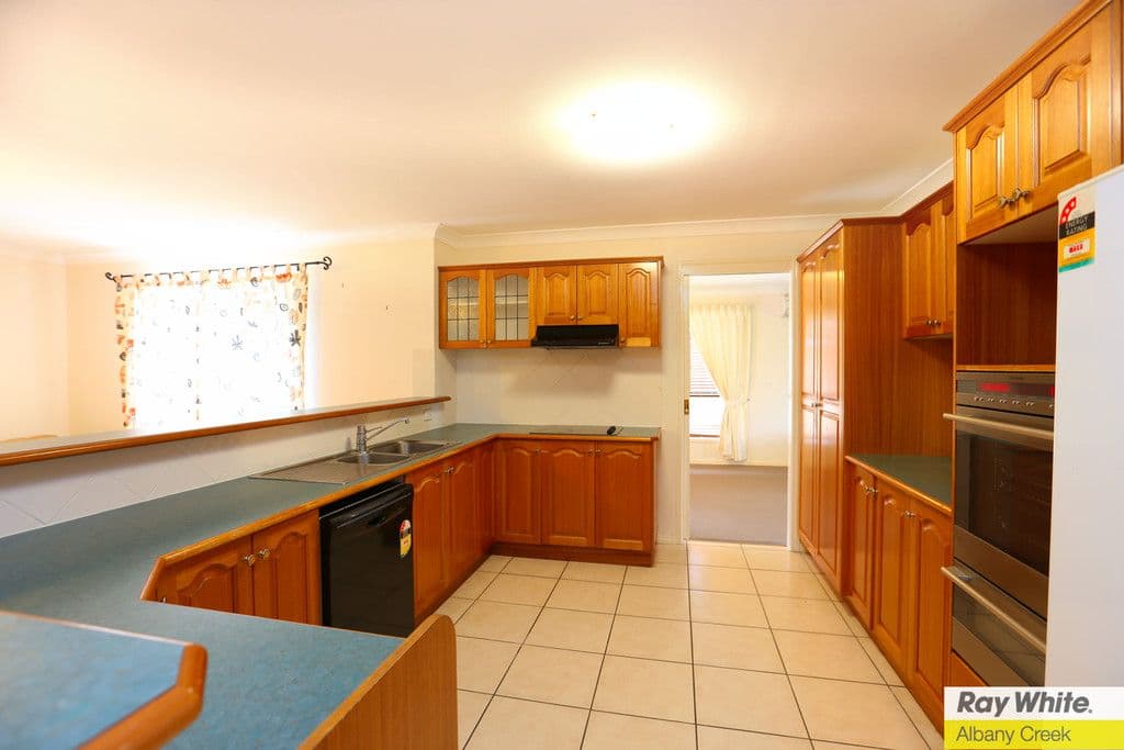 18 Gold Creek Court, Albany Creek QLD 4035, Albany Creek - Thumbnail 4