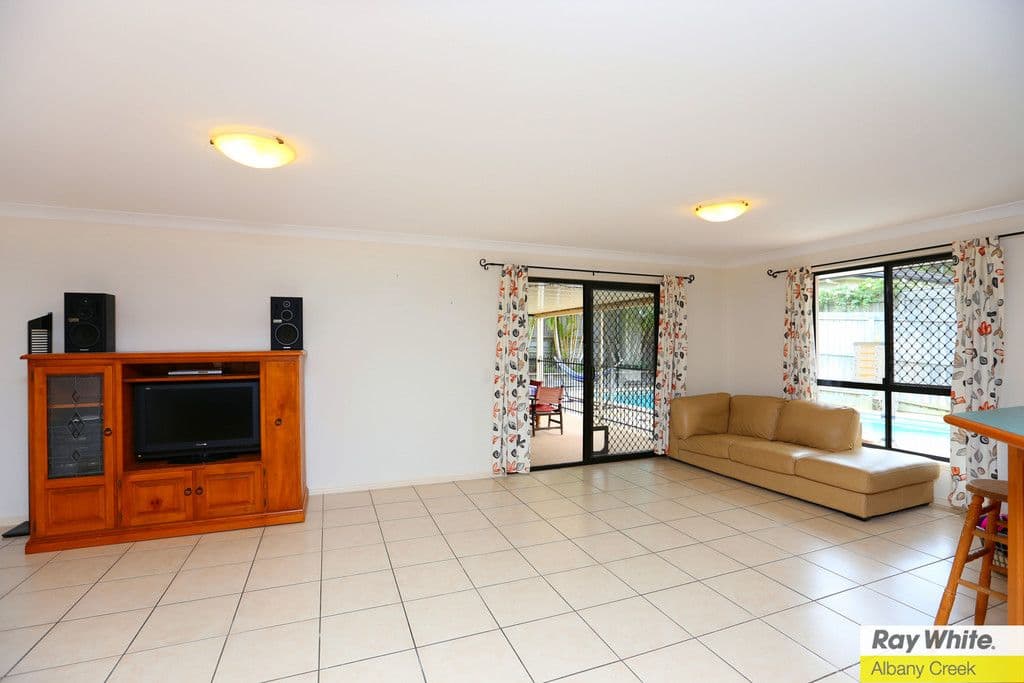 18 Gold Creek Court, Albany Creek QLD 4035, Albany Creek - Thumbnail 5