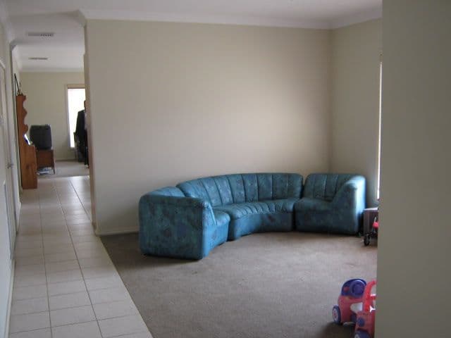 102 Royal Terrace, CRAIGIEBURN VIC 3064, Craigieburn - Thumbnail 4