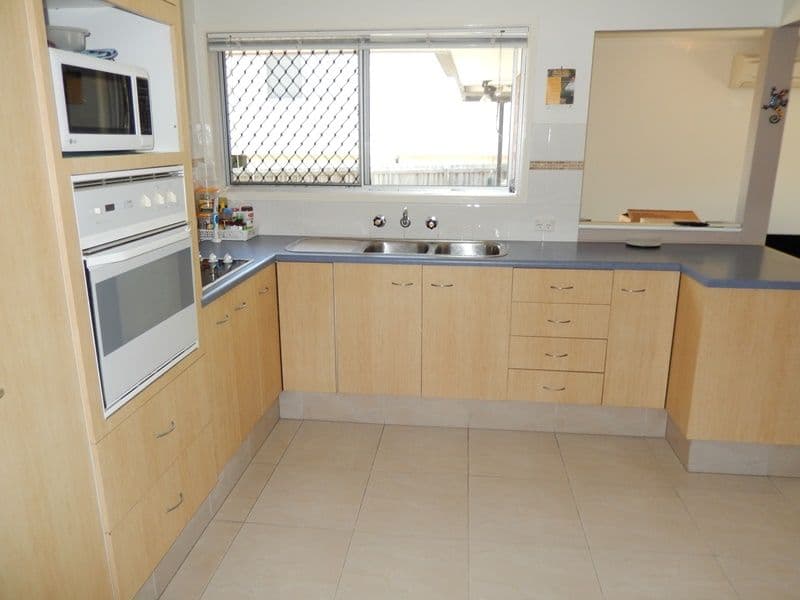 83 Lance Drive, FLINDERS VIEW QLD 4305, Flinders View - Thumbnail 5