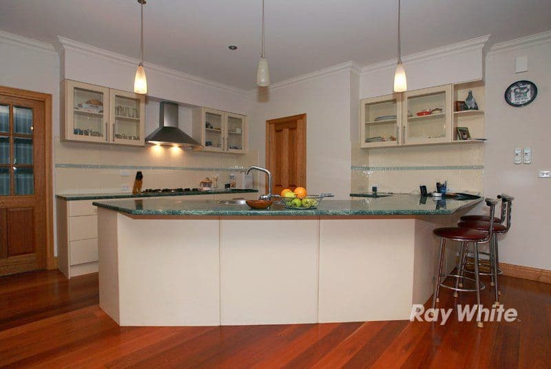 26 Triandra Court, CRANBOURNE SOUTH VIC 3977, Cranbourne South - Thumbnail 3