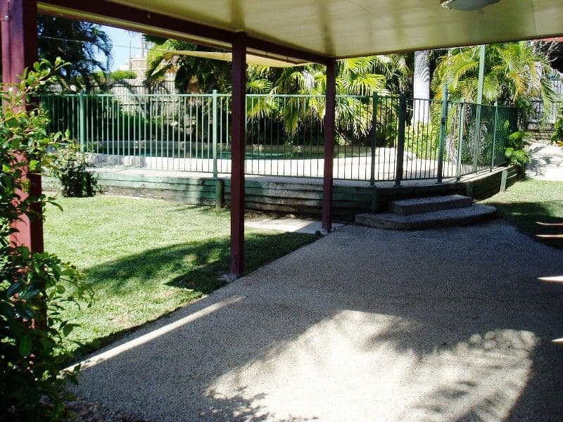 1 Cedar Court, EIMEO QLD 4740, Eimeo - Thumbnail 4
