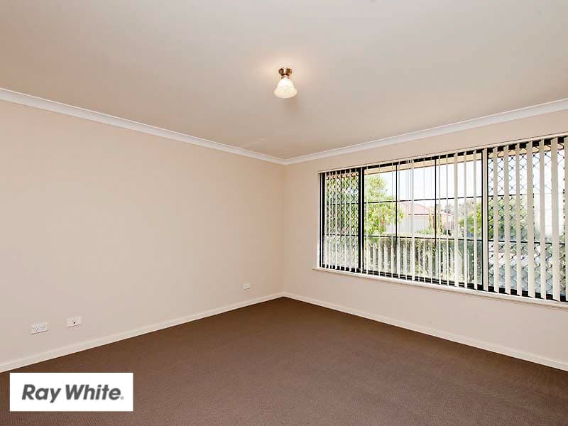 18 Granesse Drive, Ellenbrook WA 6069, Ellenbrook - Thumbnail 3
