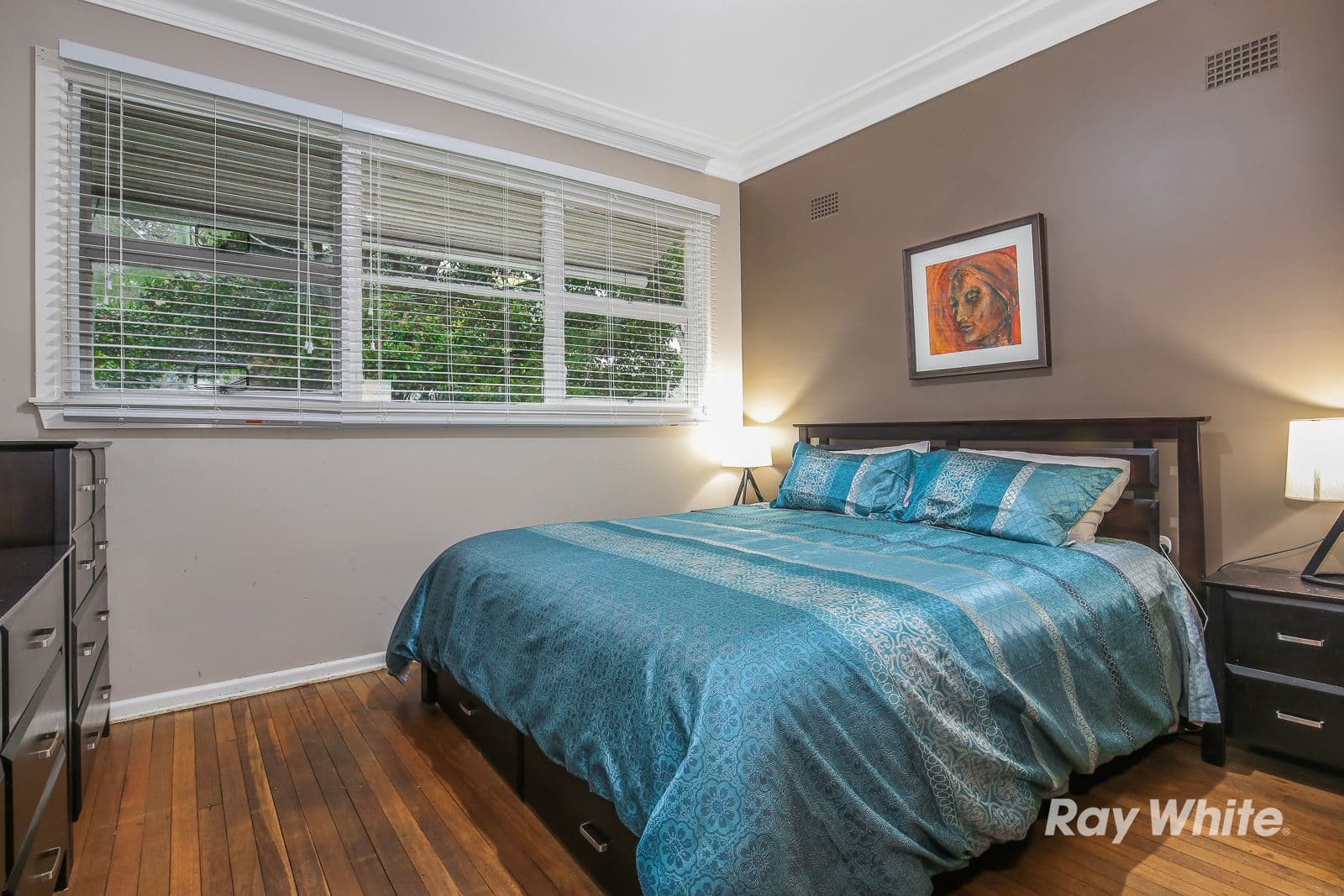 1 Worthing Avenue, Castle Hill - Thumbnail 7