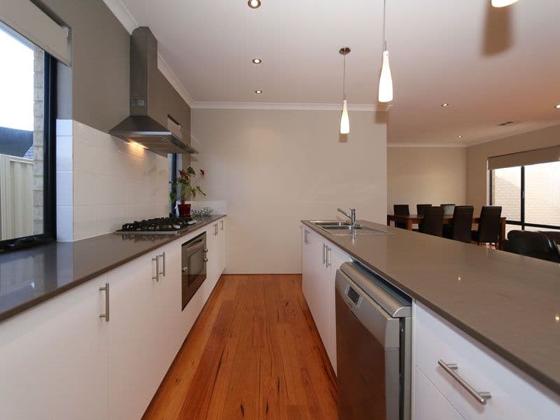 6 Bryanston Pass, Madeley WA 6065, Madeley - Thumbnail 7