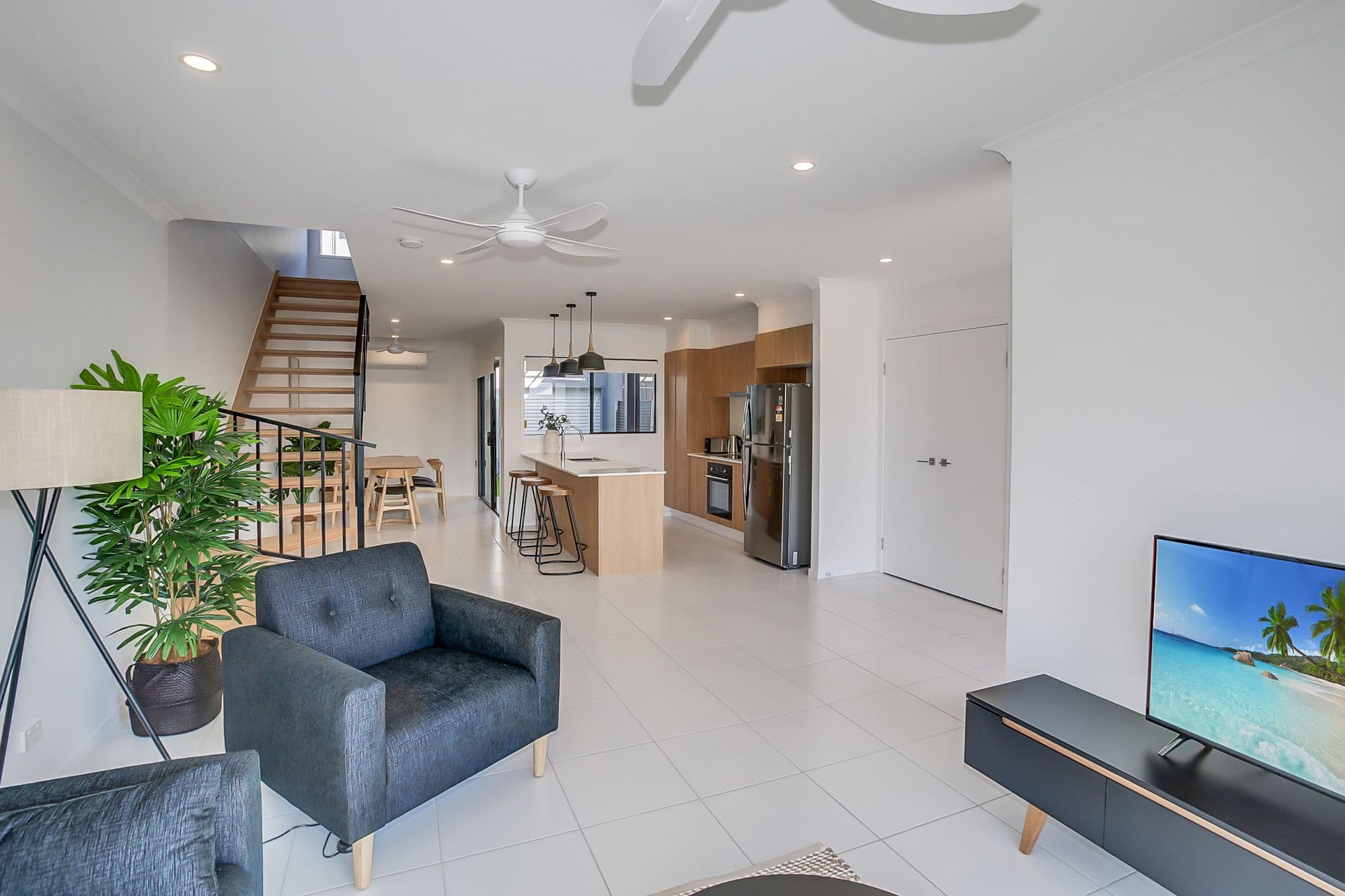 6A & B Hannah Crescent, Baringa QLD 4551, Baringa - Thumbnail 4