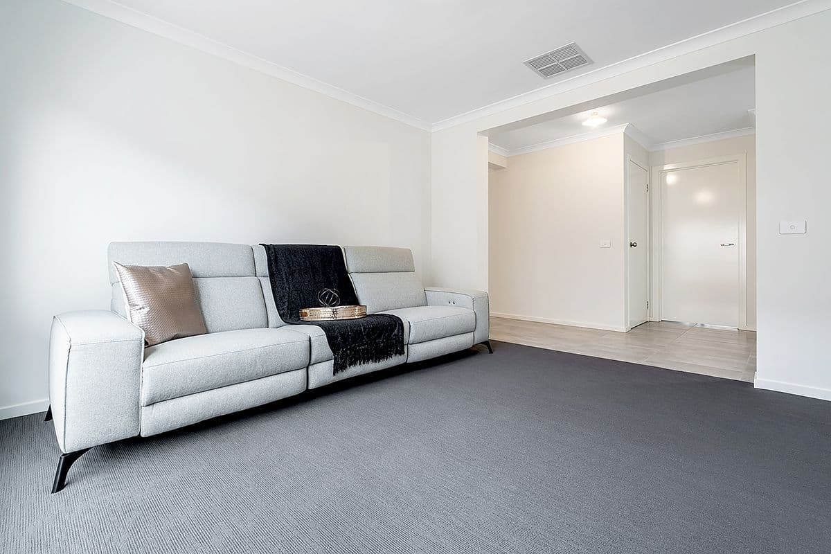 18 Fenwick Parade, Mickleham VIC 3064, Mickleham - Thumbnail 5