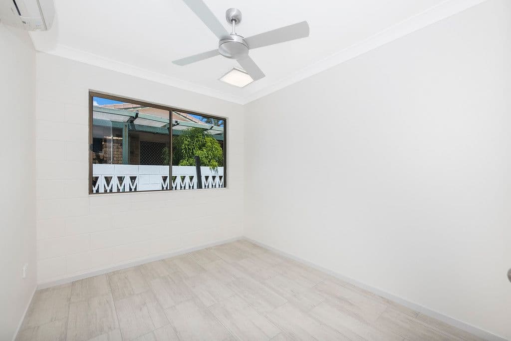 54 Lowth Street, Rosslea QLD 4812, Rosslea - Thumbnail 5