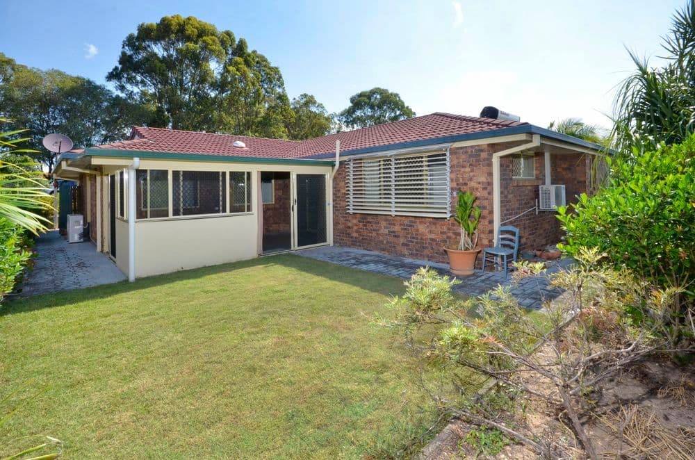 46 Amanda Street, WYNNUM WEST QLD 4178, Wynnum West - Thumbnail 4