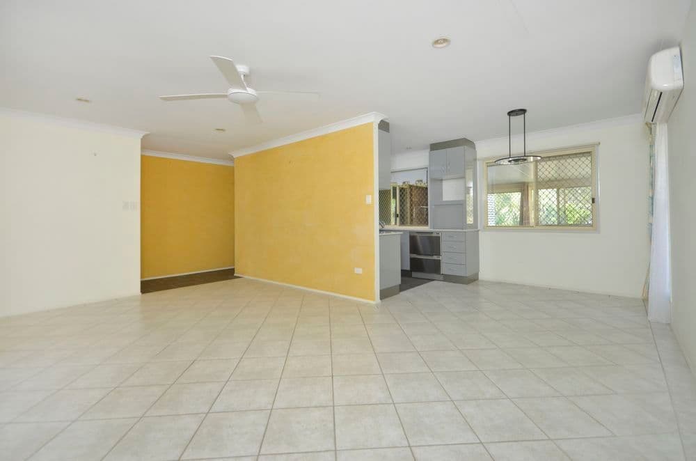 46 Amanda Street, WYNNUM WEST QLD 4178, Wynnum West - Thumbnail 6