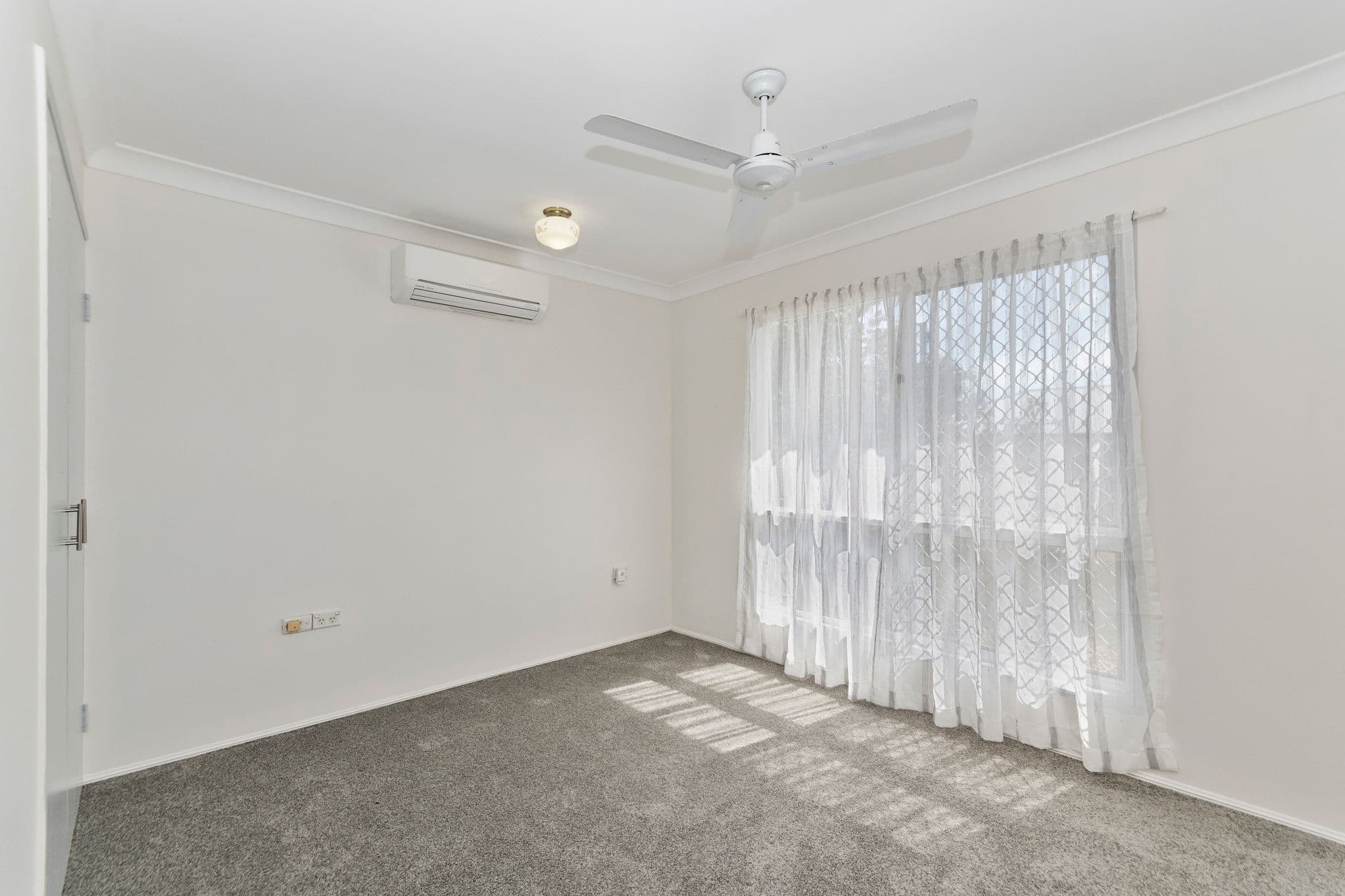 14 Josephine Crescent, Rasmussen QLD 4815, Rasmussen - Thumbnail 5