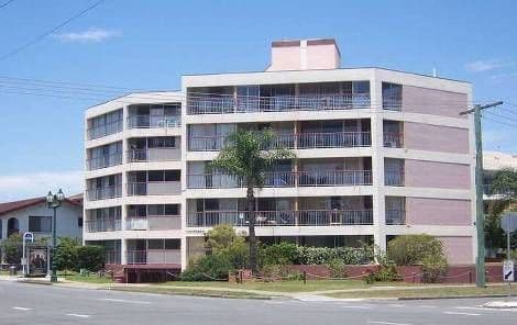 30 Chelsea Avenue, BROADBEACH QLD 4218, Broadbeach - Thumbnail 3