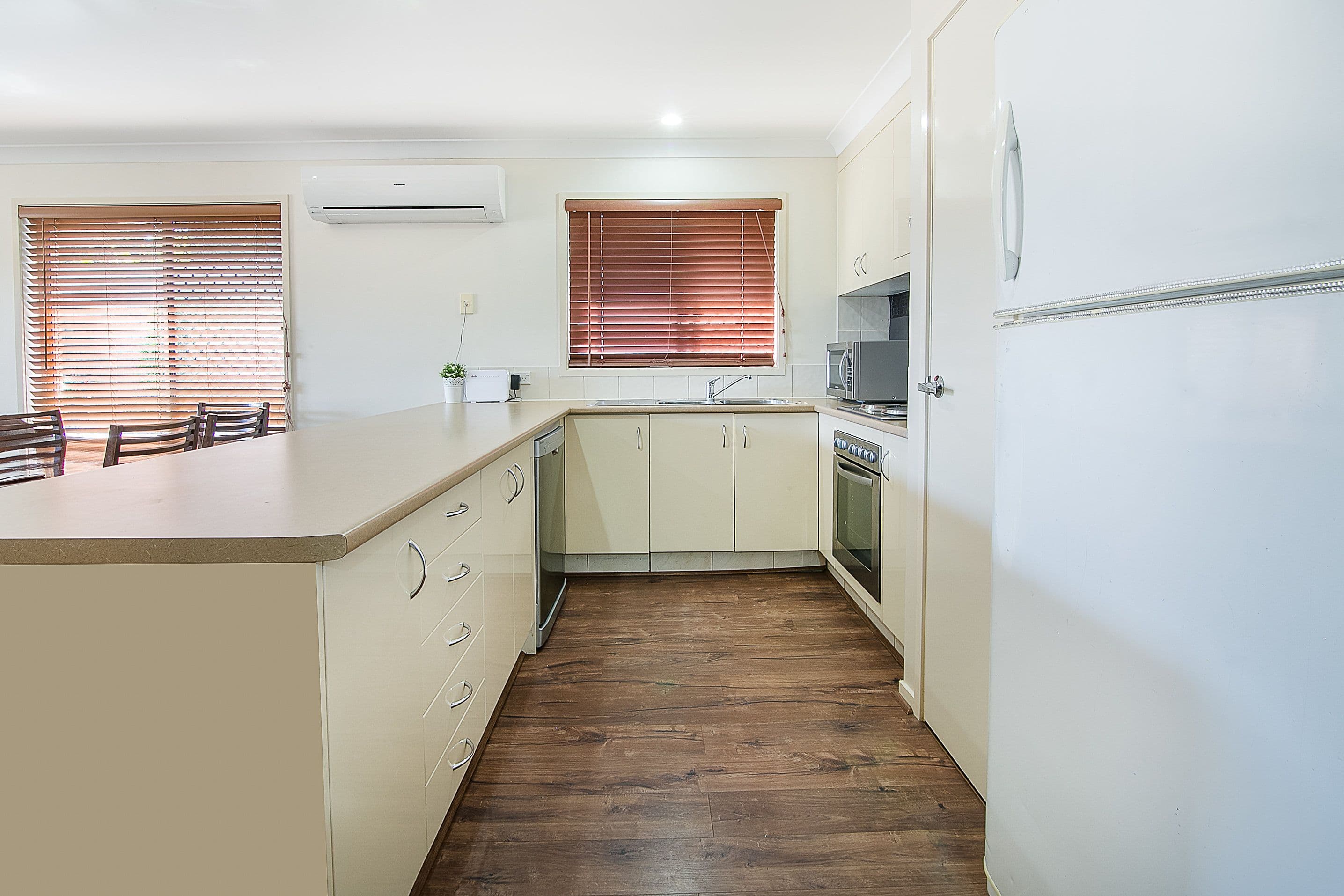 90 Opossum Circuit, Springfield Lakes QLD 4300, Springfield Lakes - Thumbnail 3