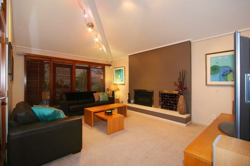 35  McClure Road, DINGLEY VILLAGE VIC 3172, Dingley Village - Thumbnail 4