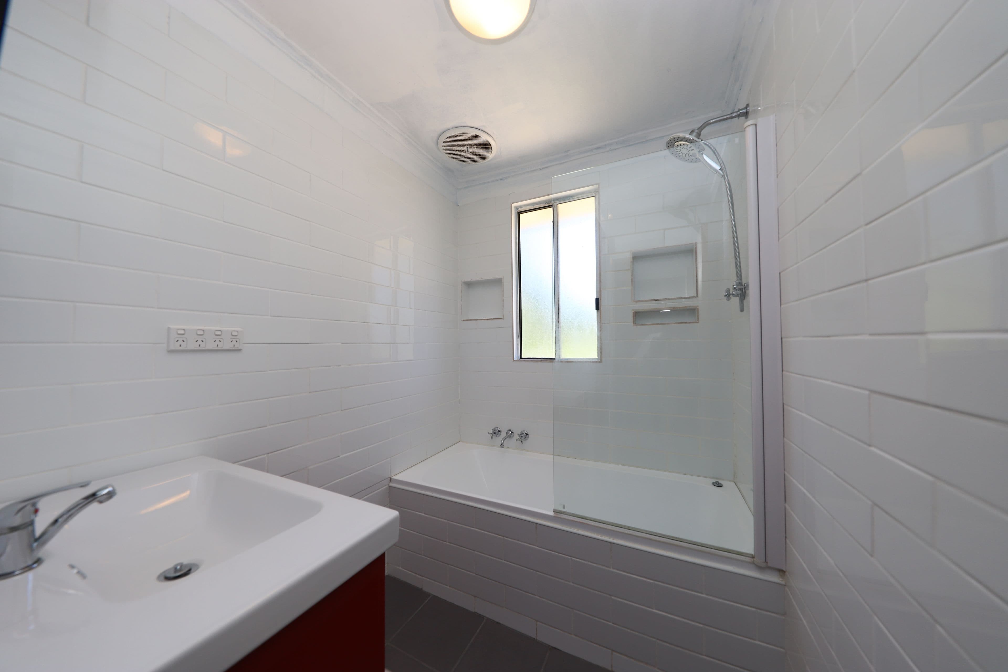 18 Tumut Street, Tumut NSW 2720, Tumut - Thumbnail 5