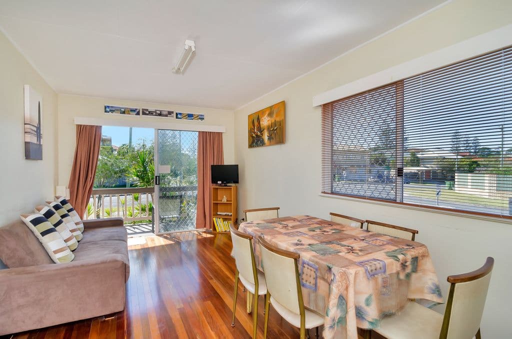 202 Cypress Terrace, PALM BEACH QLD 4221, Palm Beach - Thumbnail 3