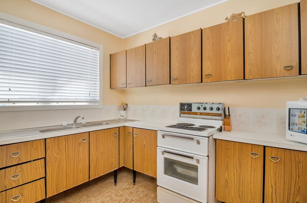 202 Cypress Terrace, PALM BEACH QLD 4221, Palm Beach - Thumbnail 6