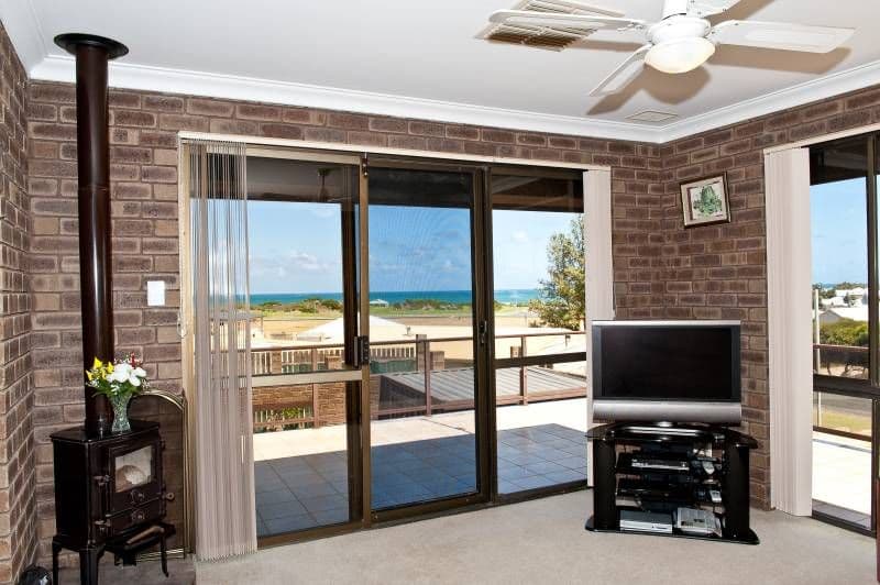 14 Dewar Way, Ledge Point WA 6043, Ledge Point - Thumbnail 5
