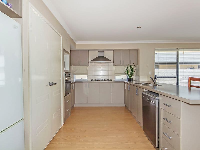 14 Endeavour  Circle, WANNANUP WA 6210, Wannanup - Thumbnail 8