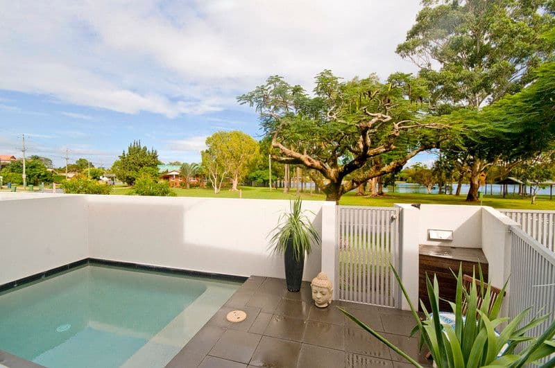 87 Laguna Avenue, PALM BEACH QLD 4221, Palm Beach - Thumbnail 6
