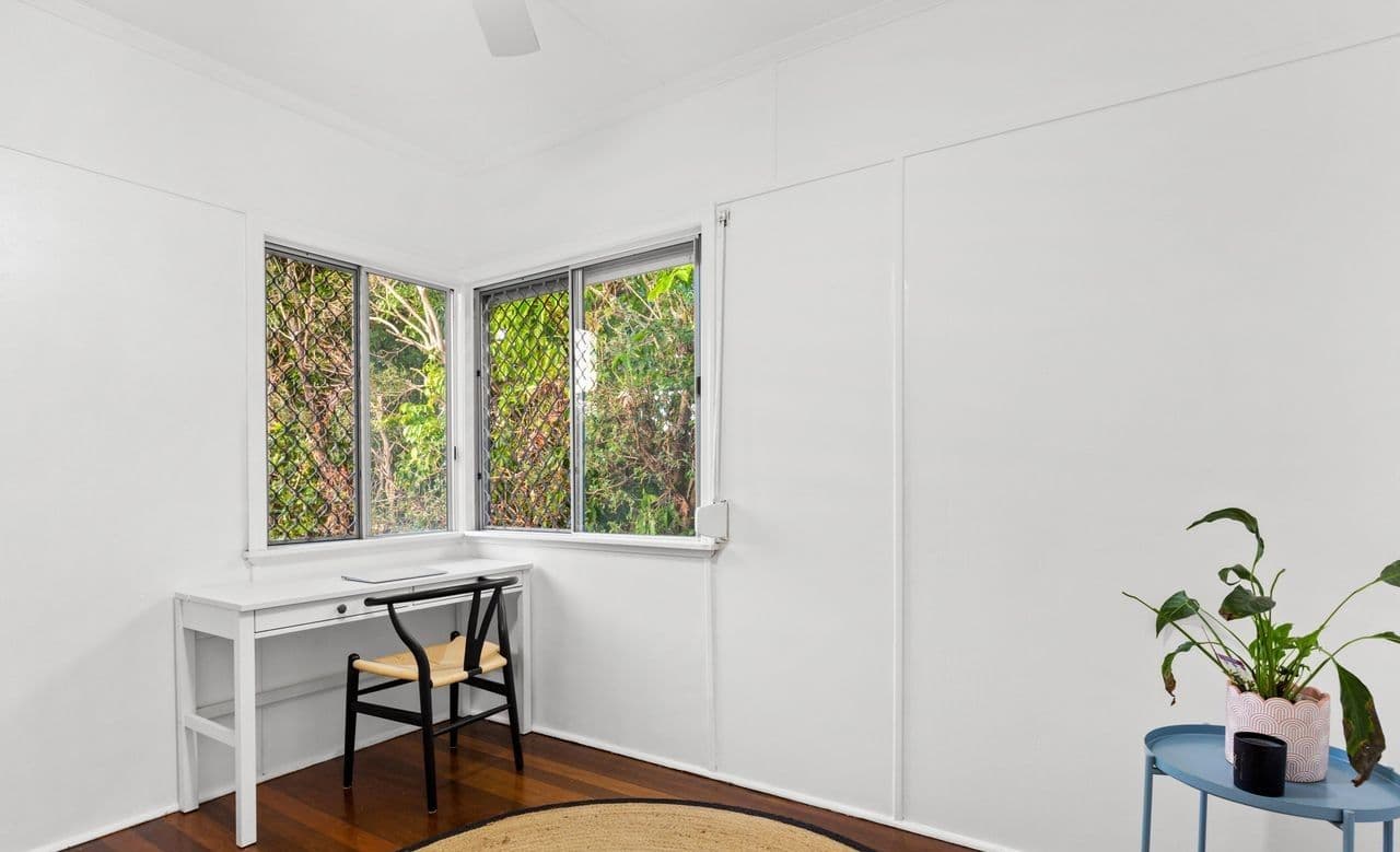 75 Byth Street, Stafford QLD 4053, Stafford - Thumbnail 3