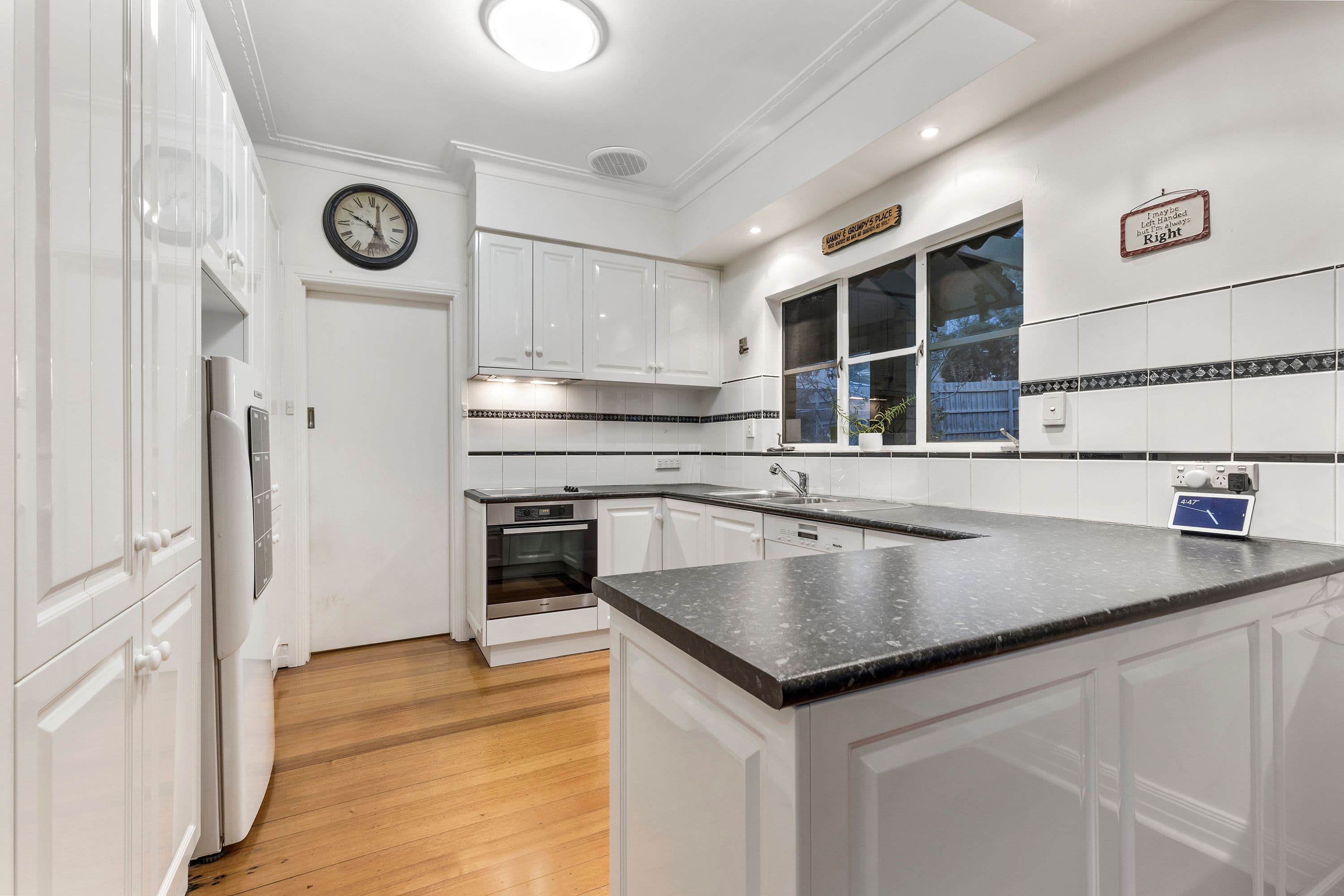 3 Falconer Street, Glen Waverley VIC 3150, Glen Waverley - Thumbnail 5