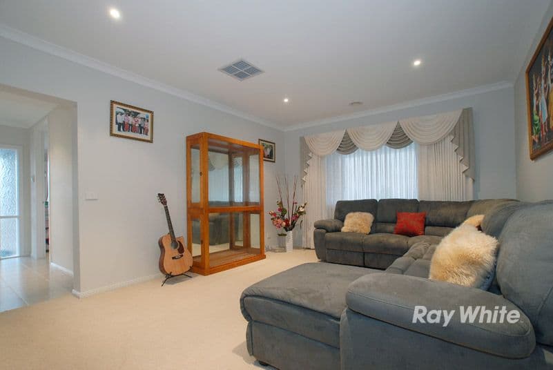 74 Melington Drive, LYNDHURST VIC 3975, Lyndhurst - Thumbnail 3