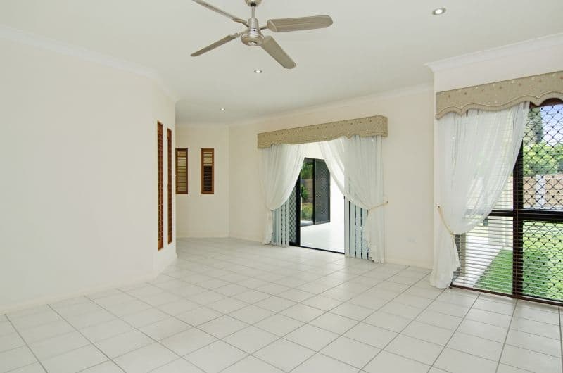 2 Canthium Court, MOUNT LOUISA QLD 4814, Mount Louisa - Thumbnail 5